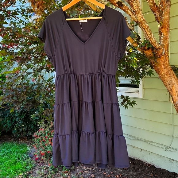 Black Entro Maternity Dress Sz L - Picture 1 of 4